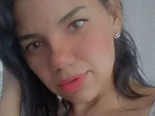 Ariannalovel18 live cam video preview
