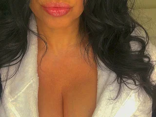JeanetteFox video
